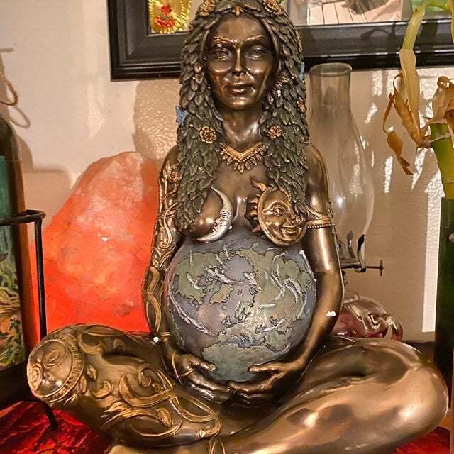 Mother Earth Gaia Art Statue - Mother's Day Gift - Aisitin Online