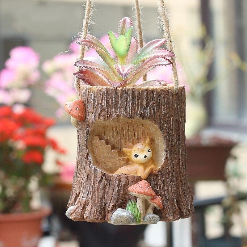 Tree Stump Planter, Cute Succulent Planter, Hanging Animal Planter, Wood Hanging Planter, Squirrel Plant Pot, Planter Gifts, Squirrel Gifts - Novarium Decor